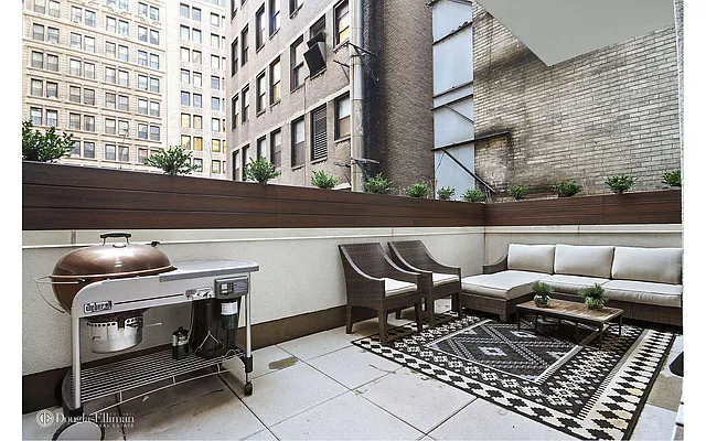 Sold by Douglas Elliman | media 6