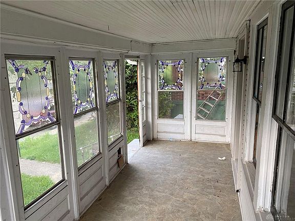 3rd image of 819 Kammer Ave