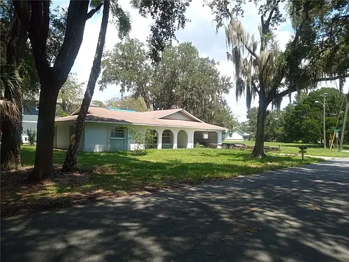 1701 NW 22nd St Photo 1