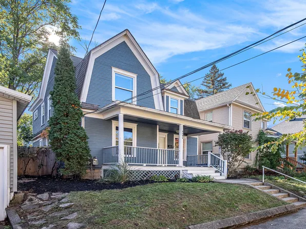 1124 Baldwin St SE, Grand Rapids, MI 49506