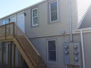 909 W Burke St APT 2, Martinsburg, WV 25401