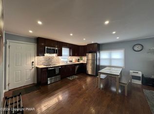 155 N Shore Dr, Albrightsville, PA 18210