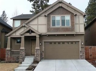 20474 Jacklight Ln, Bend, OR 97702