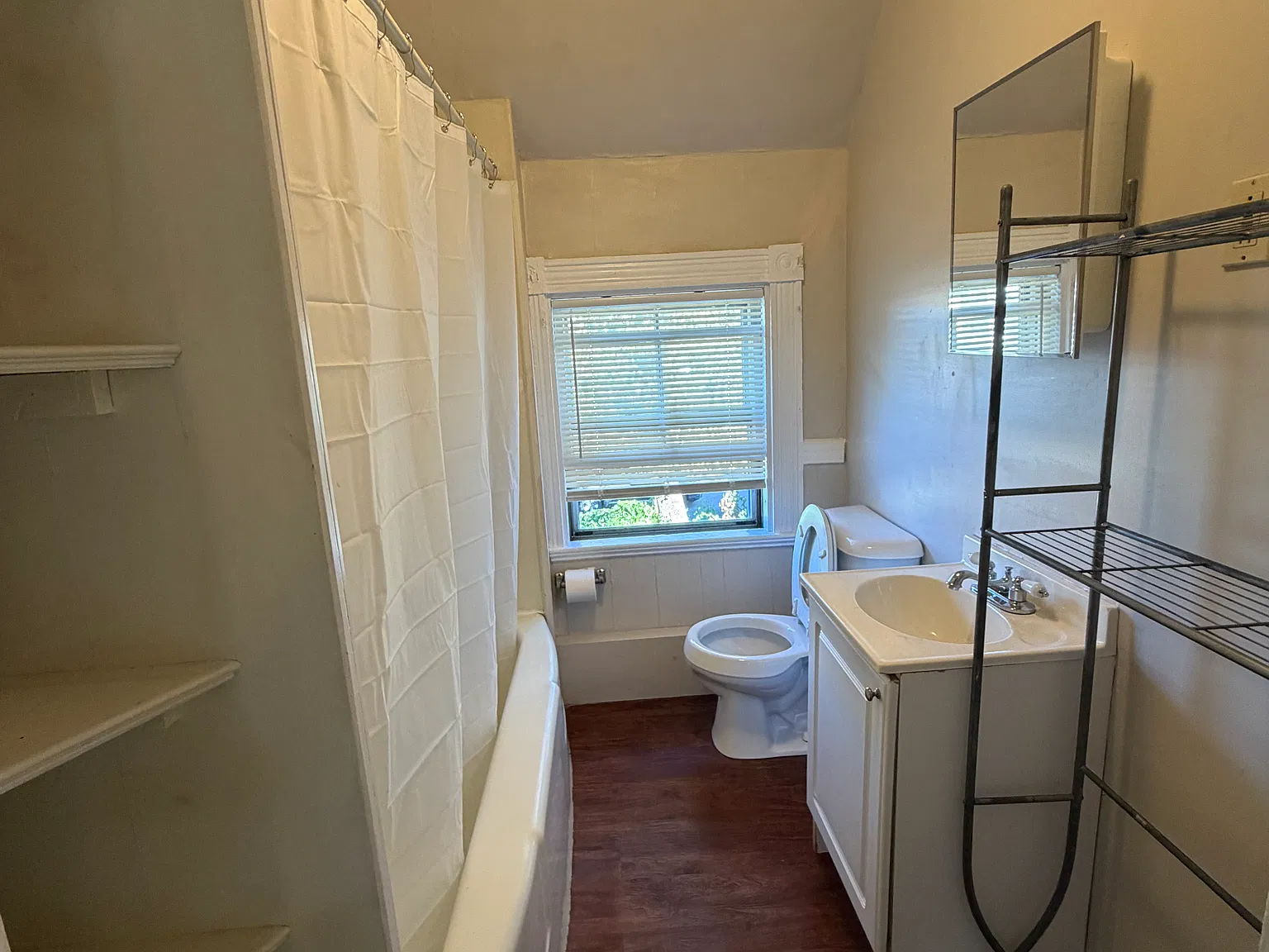 1 bed, 500 sqft, $1,395 — Photo 2