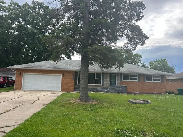5429 Dexter Dr, Merrillville, IN 46410