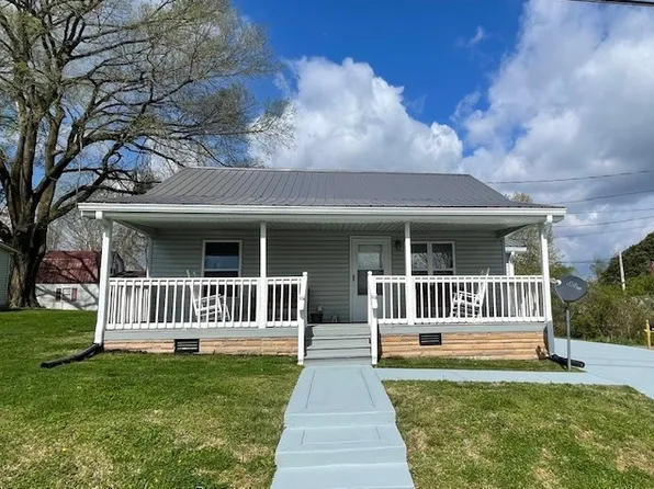 303 Hood St, Dover, TN 37058