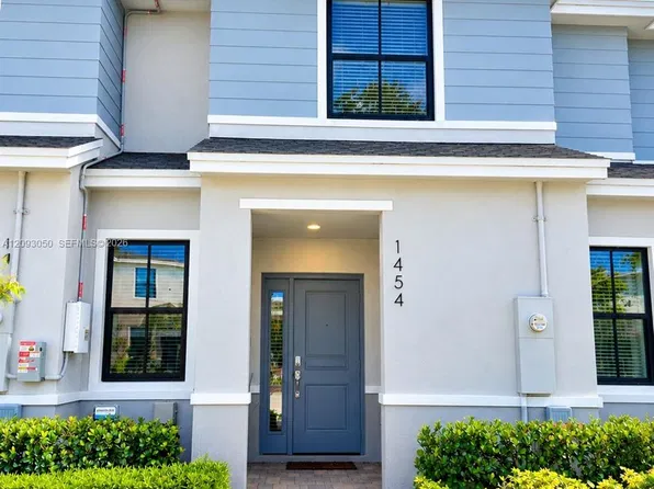 1454 NE 3rd Ave, Florida City, FL 33034