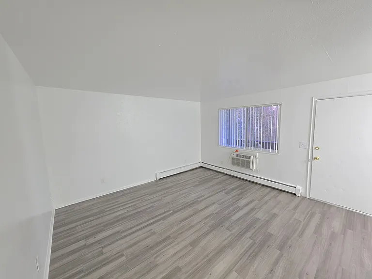 Aspen Leaf Apartments — Photo 14