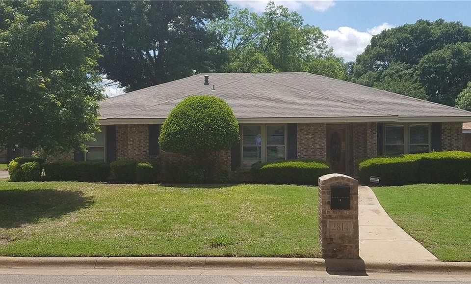 1st image of 2814 Canongate Dr