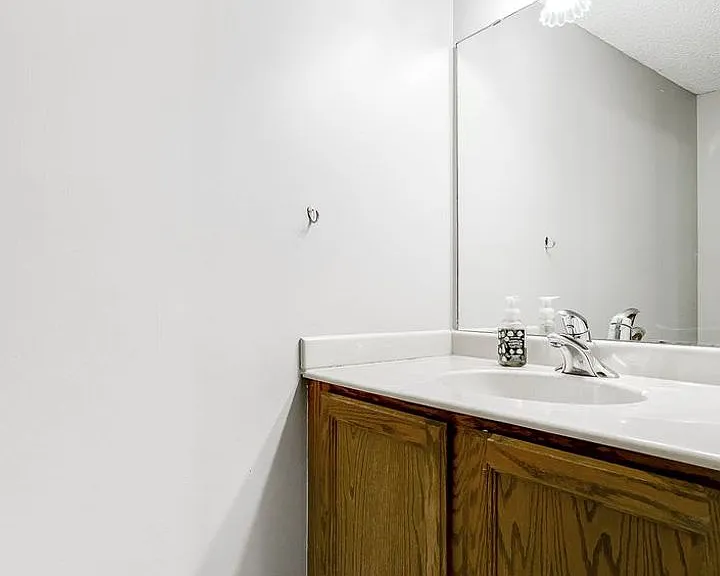 7505 Villa Ct — Photo 5