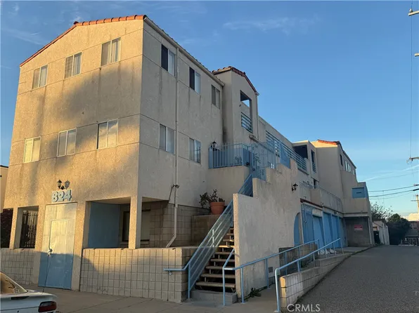 828 W 9th St, San Pedro, CA 90731