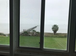 204 Shore Dr, Portland, TX 78374