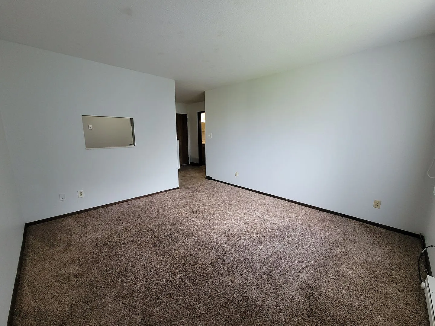 330 29th Street Dr SE — Photo 3