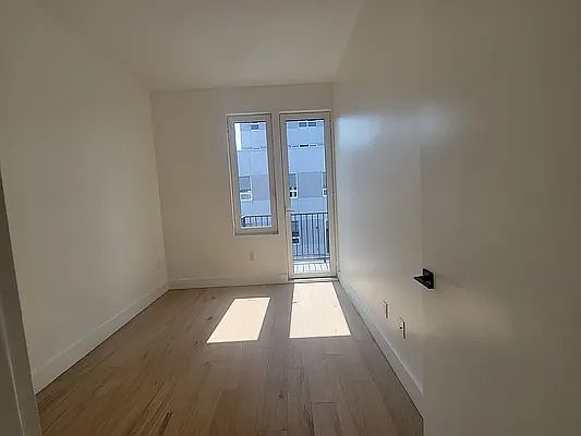 4th image of 1062 62nd St #3F