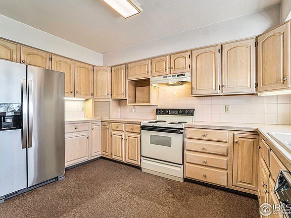 5th image of 1245 Honeysuckle Ct