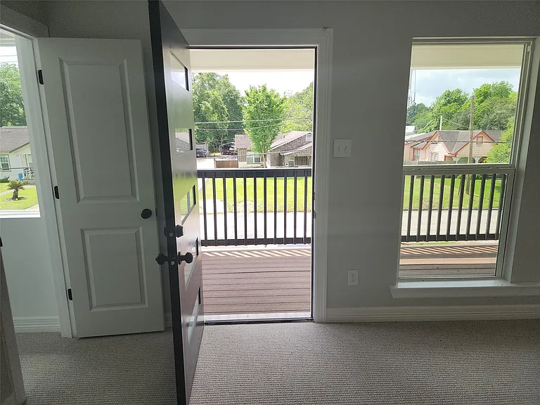 2651 Beaumont Ave #A — Photo 36