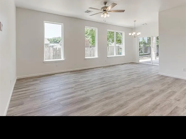 1109 N Silver Leaf Dr — Photo 24