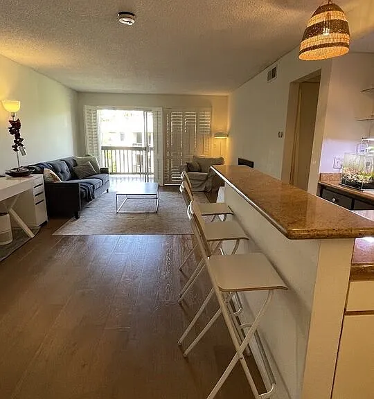 8314 Raintree Cir — Photo 7