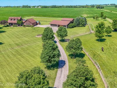 1869 Woodlawn Rd, Steward, IL, 60553
