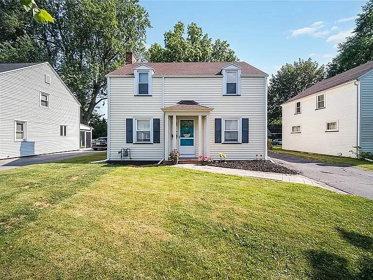 3 bed, 1500 sqft, $2,450 — Photo 1