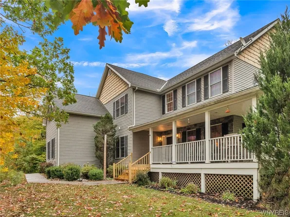 212 Hawthorn Ln, Allegany, NY 14706