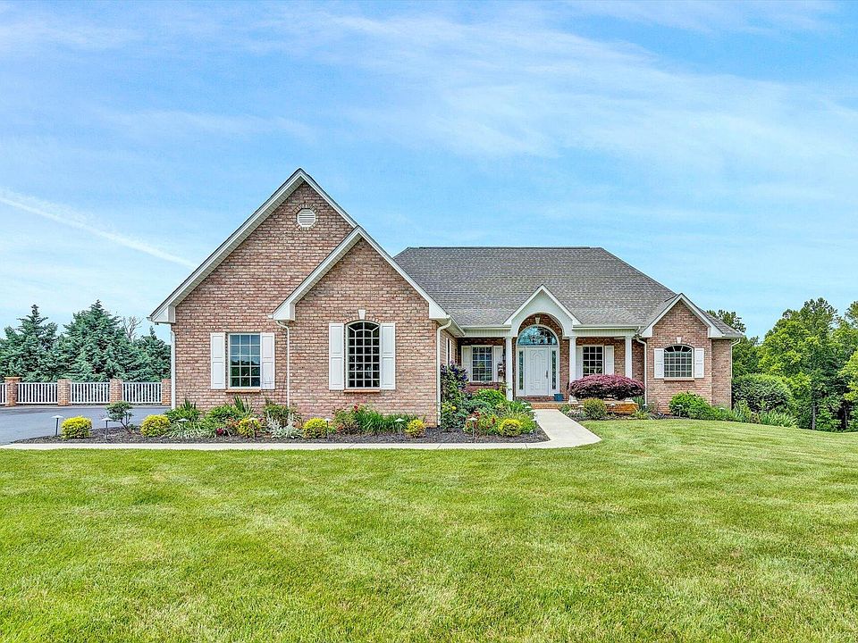378 Freedom Ln, Wirtz, VA 24184 Zillow