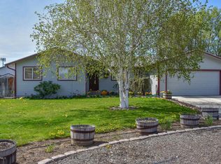 1725 Parsons Loop, Yakima, WA 98908