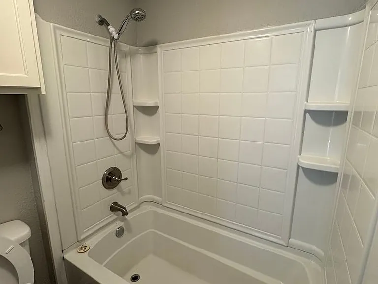 13700 Woodway Dr — Photo 1