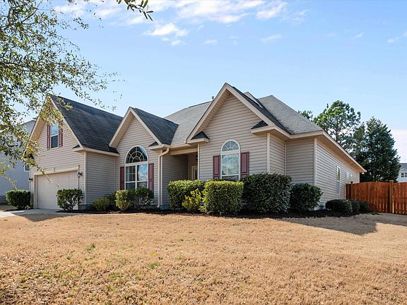 3rd image of 69 Saughtree Ln