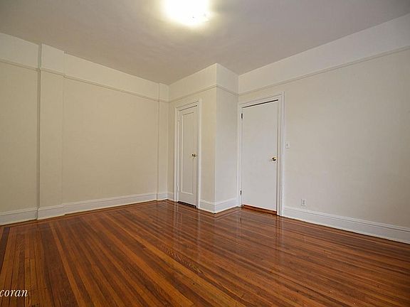 5th image of 2205 37th St APT 1B