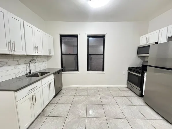 163 Bergen Ave #1C, Jersey City, NJ 07305