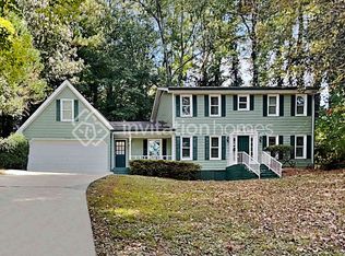 2729 E Sudbury Ct, Dunwoody, GA 30360