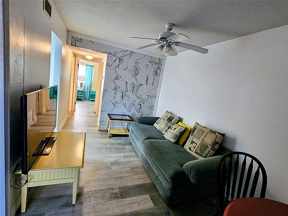 4th image of 616 Guild Dr APT 2