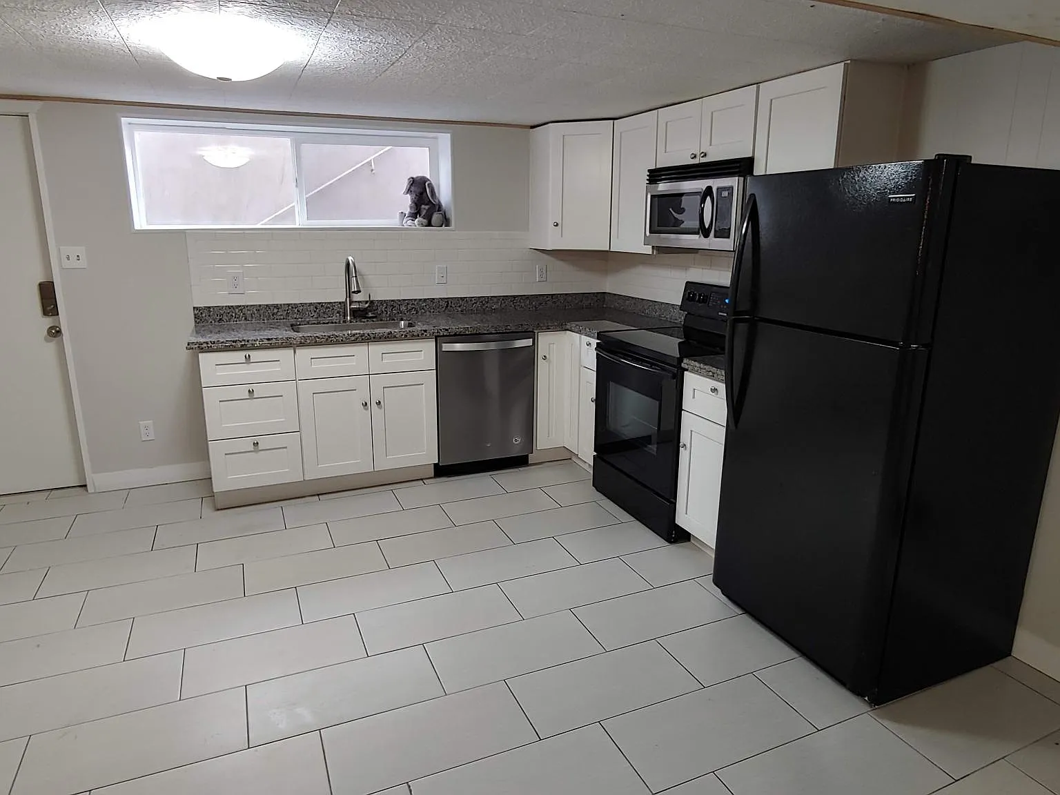 2 bed, 1210 sqft, $1,390 — Photo 3