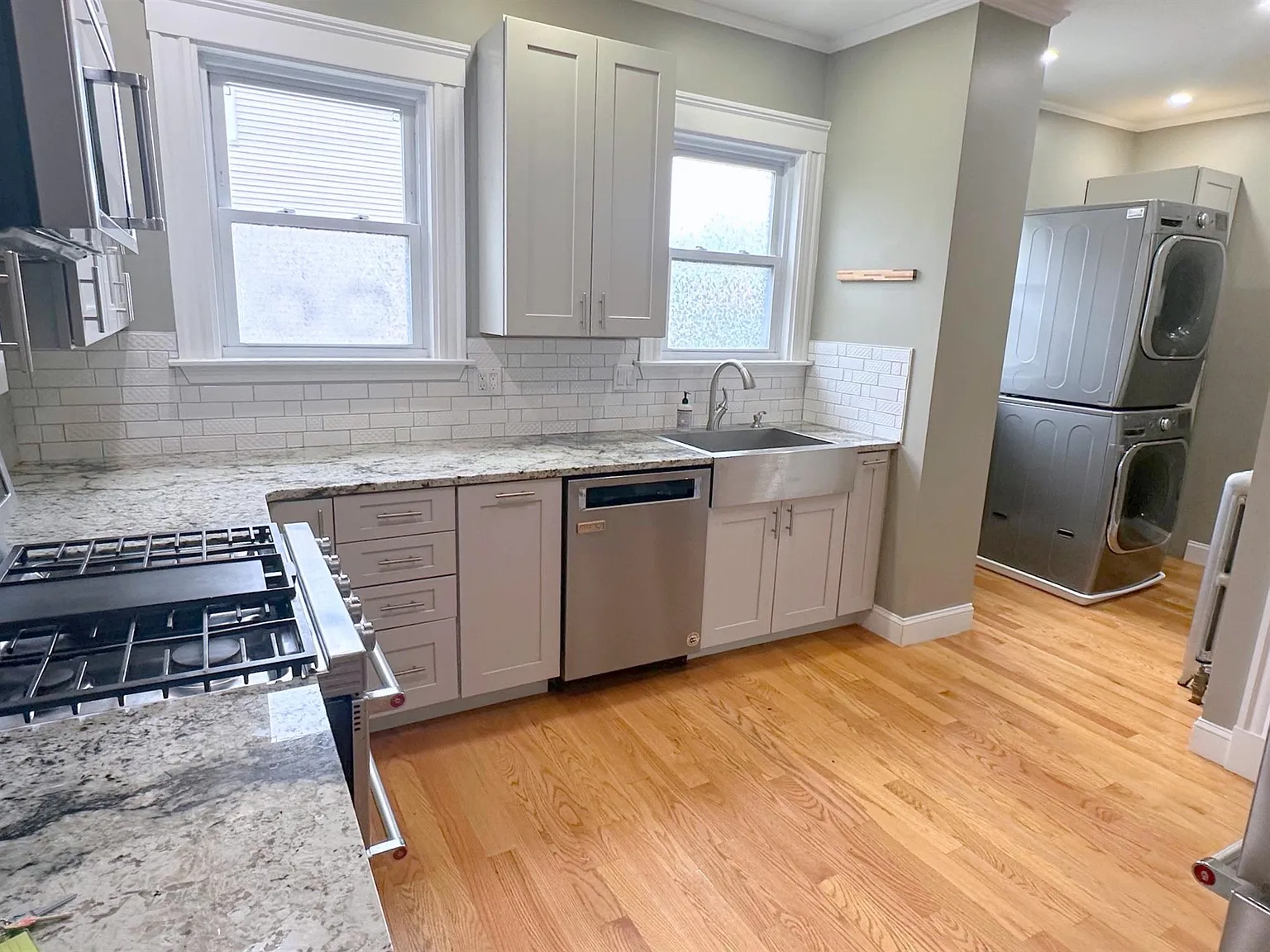 3 bed, 9999 sqft, $3,600 — Photo 3