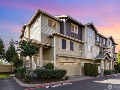 325 Chelan Place NE #D1, Renton, WA, 98059