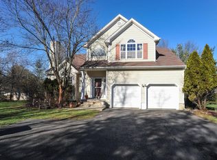 1 Churchill Downs Dr, Tinton Falls, NJ 07724