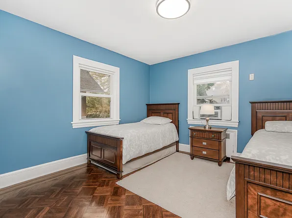 1917 Glenwood Road image 27 of 36