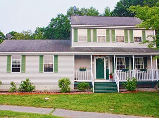 27 Heritage Path, Millis, MA 02054