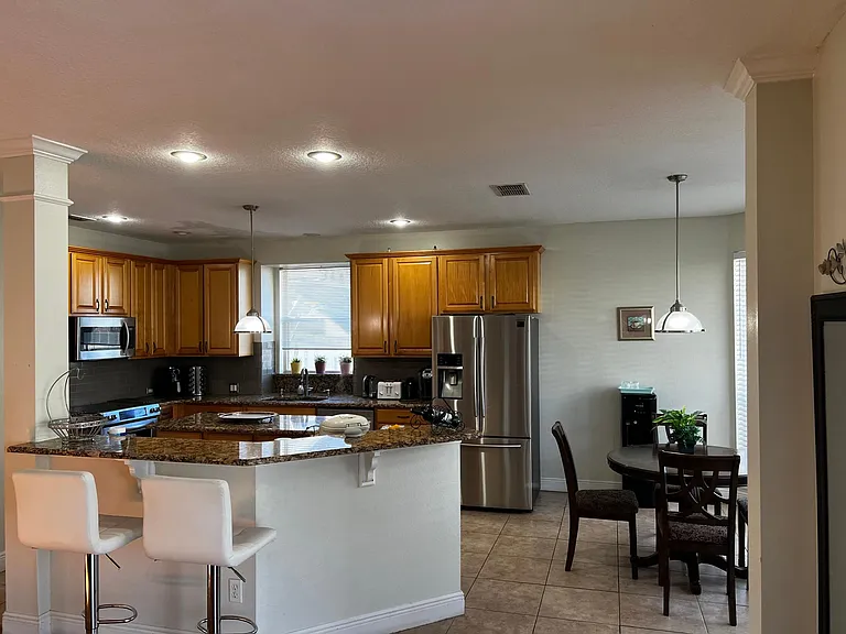 8019 Glitter Ct — Photo 5