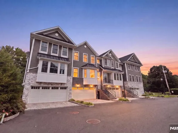 23 Legion Dr #103, Cresskill, NJ 07626