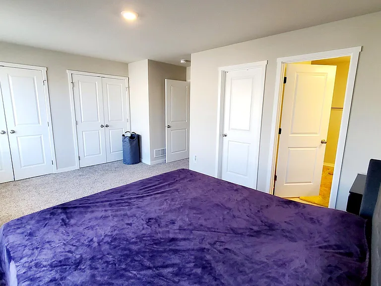 381 NE Mink Dr — Photo 10