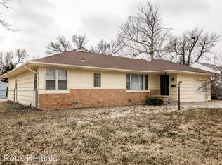 617 E 15th Ave, Hutchinson, KS 67501