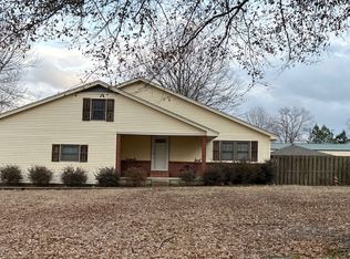 116 Old Airport Rd S, Pontotoc, MS 38863