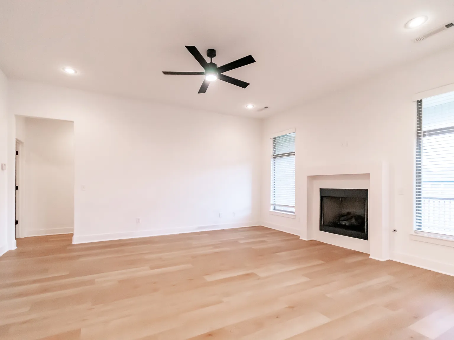 535 Wagon Wheel Avenue - 1 — Photo 3