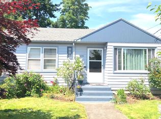 8011 SE Salmon St, Portland, OR 97215