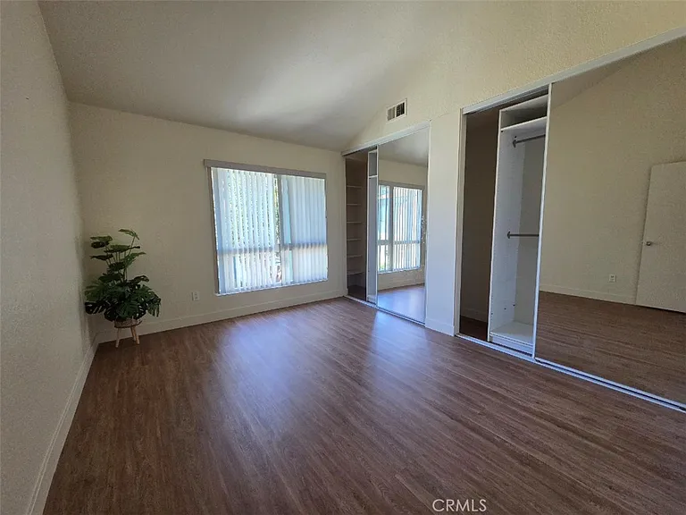 15317 Santa Gertrudes JJ101 #JJ101 — Photo 12