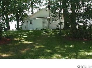 7078 Hovey Cove Ln, Henderson, NY 13650