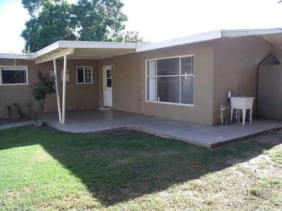 3rd image of 10269 Lanett Ave