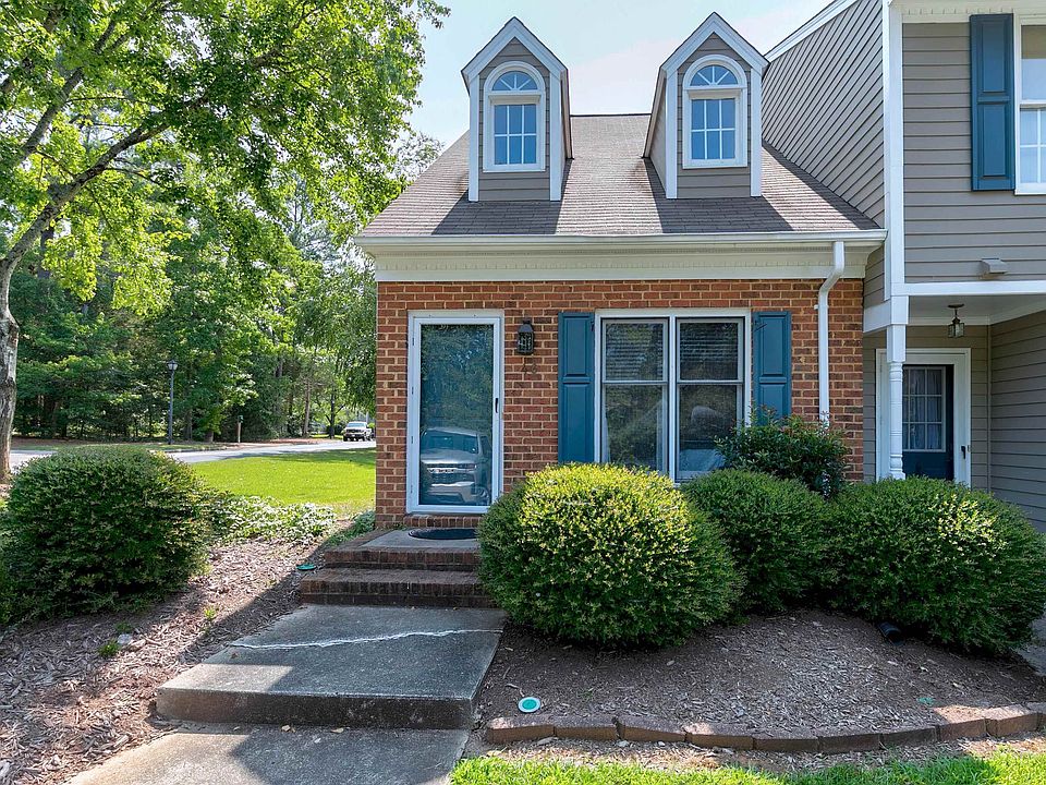 1st image of 46 Forest Oaks Dr